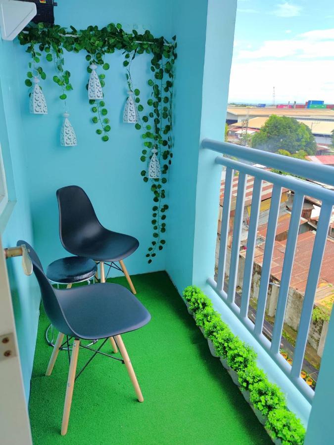 Davao Condo 2Br Pool Wifi Netflix Buitenkant foto