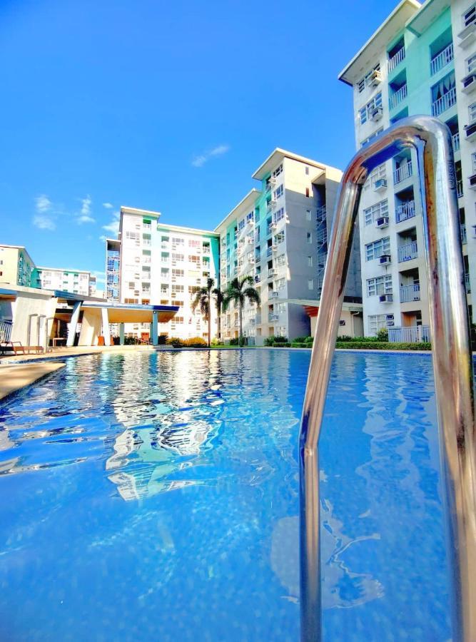 Davao Condo 2Br Pool Wifi Netflix Buitenkant foto