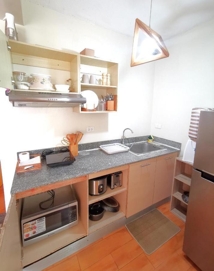 Davao Condo 2Br Pool Wifi Netflix Buitenkant foto