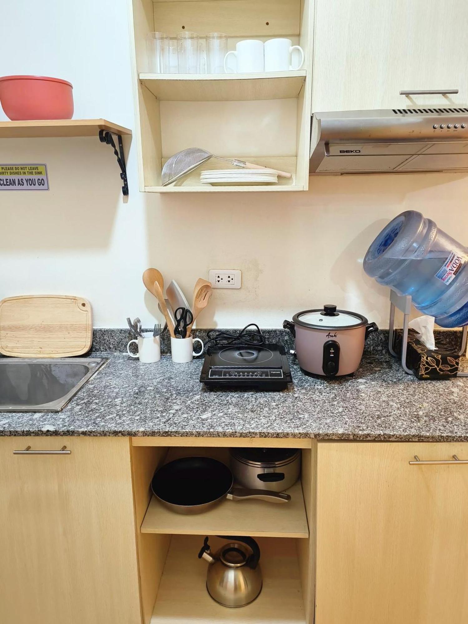 Davao Condo 2Br Pool Wifi Netflix Buitenkant foto