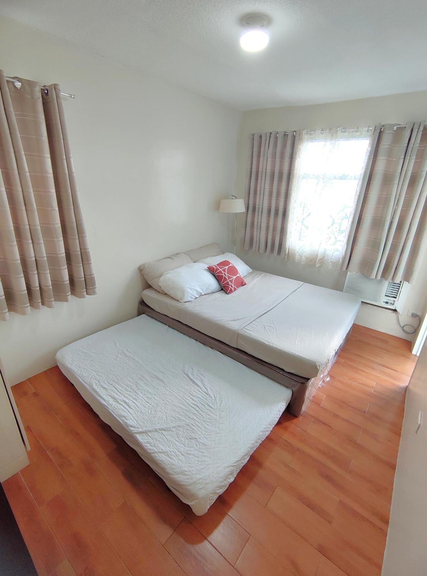 Davao Condo 2Br Pool Wifi Netflix Buitenkant foto
